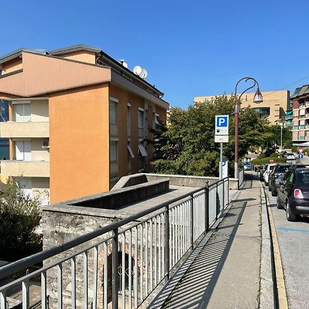 Casa Madlen - Bright Attic With Marvelous View Apartment Campione dʼItalia Екстериор снимка
